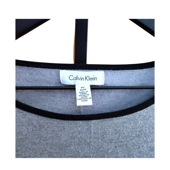 Calvin Klein Soft Gray Black Trim Bell Sleeve Lightweight Sweater Womens Medium - Picture 4 of 4